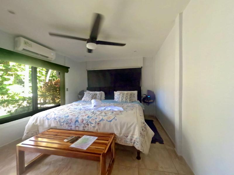 Parti Gras Hotel Villas En Potrero image