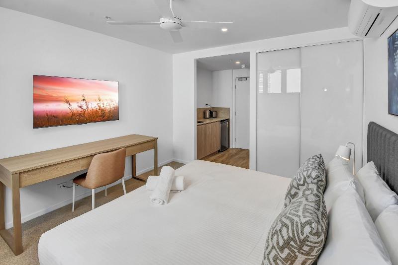 Lowanna Beach Resort By Direct Collective image