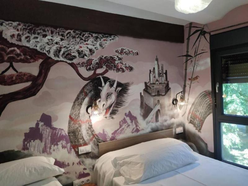 Familyhostel image