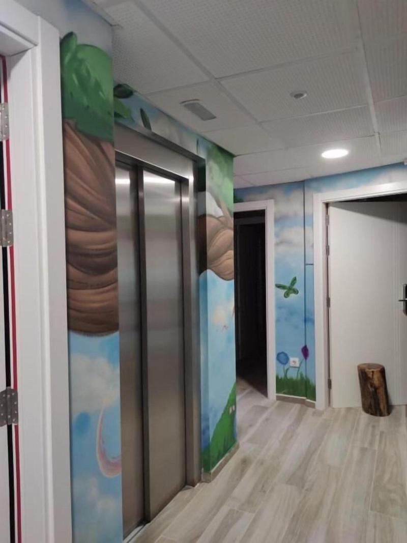 Familyhostel image