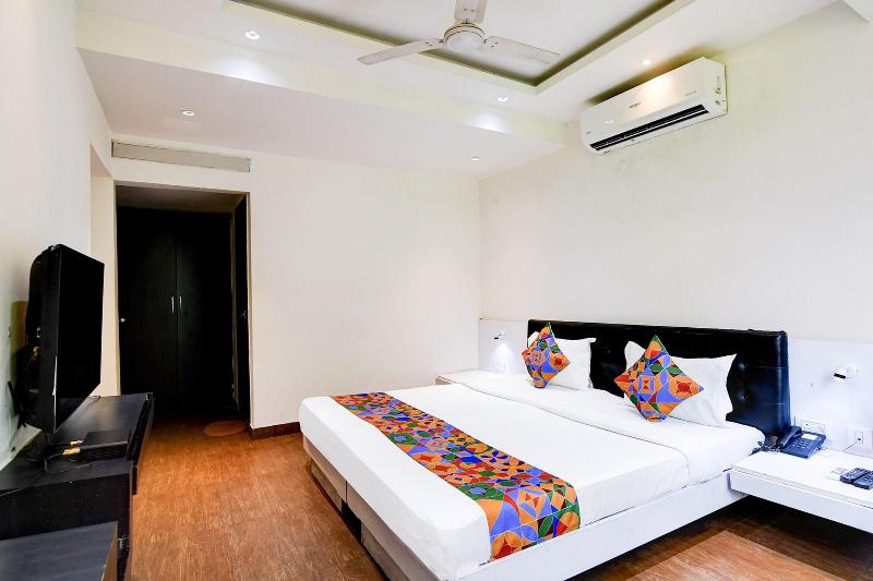 Fabhotel Ballygunge Luxury Nr Ballygunge Station image