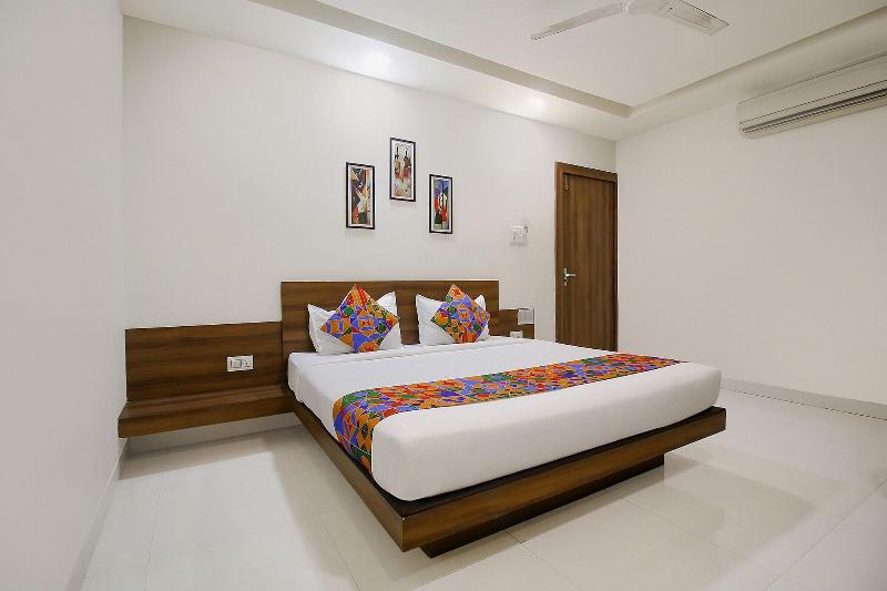 Fabhotel Comfortable Stay, Bhopal