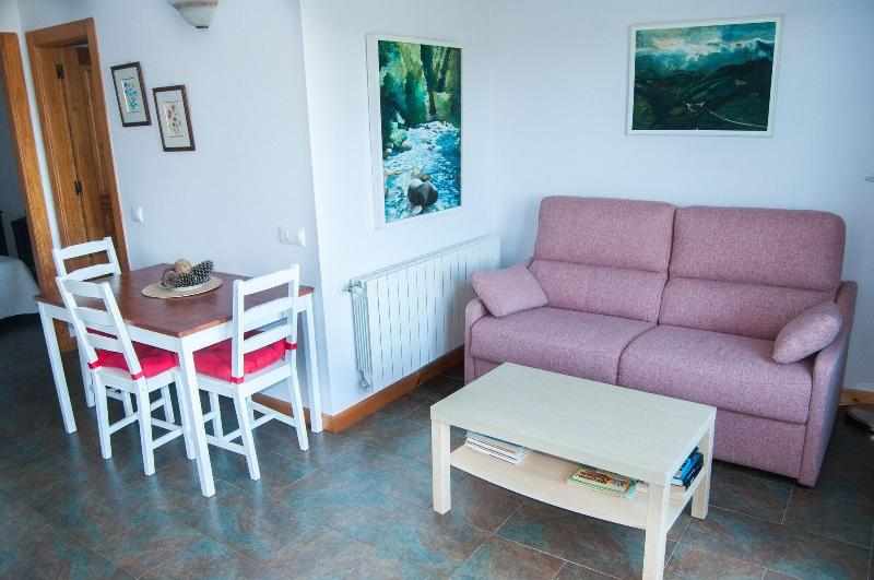 Apartamentos Corona image