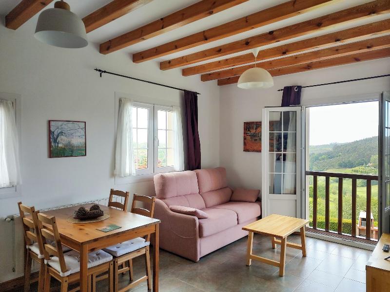 Apartamentos Corona image