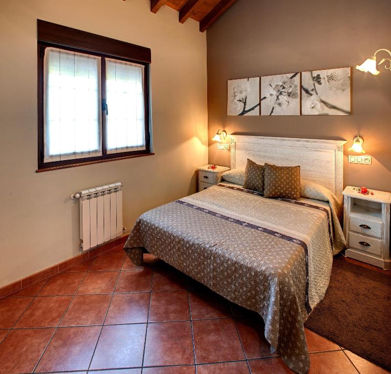 Apartamentos Rurales La Torre image