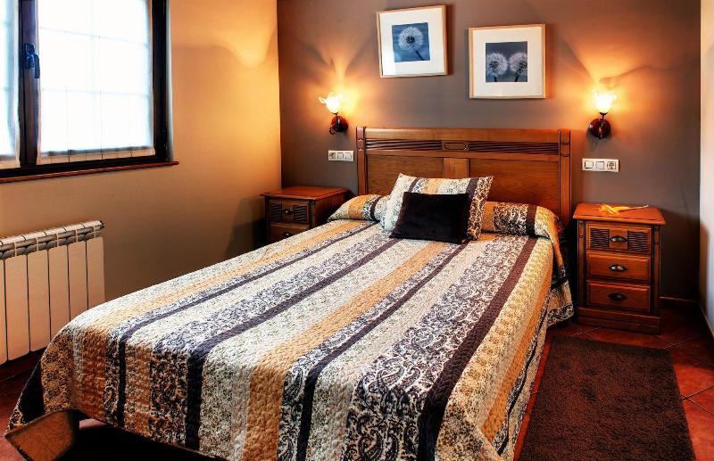 Apartamentos Rurales La Torre image