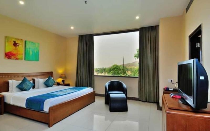Gianz Hotel image