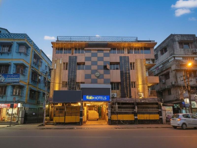 Fabhotel Heera Holiday Inn 4