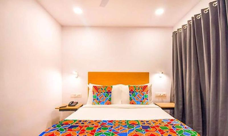Fabhotel Heera Holiday Inn 5