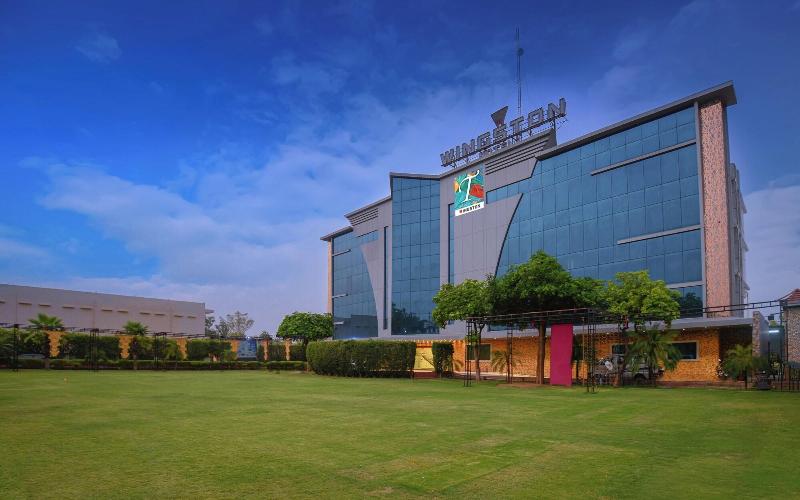 Wingston A Treehouse Hotel Mathura — general view