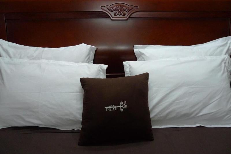 The Kei Suites image