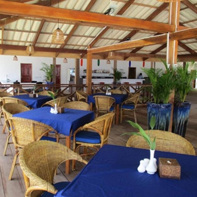 Saracen Bay Resort image
