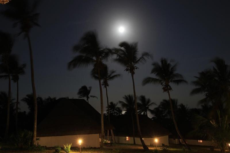 Blue Moon Beach Holiday Resort image