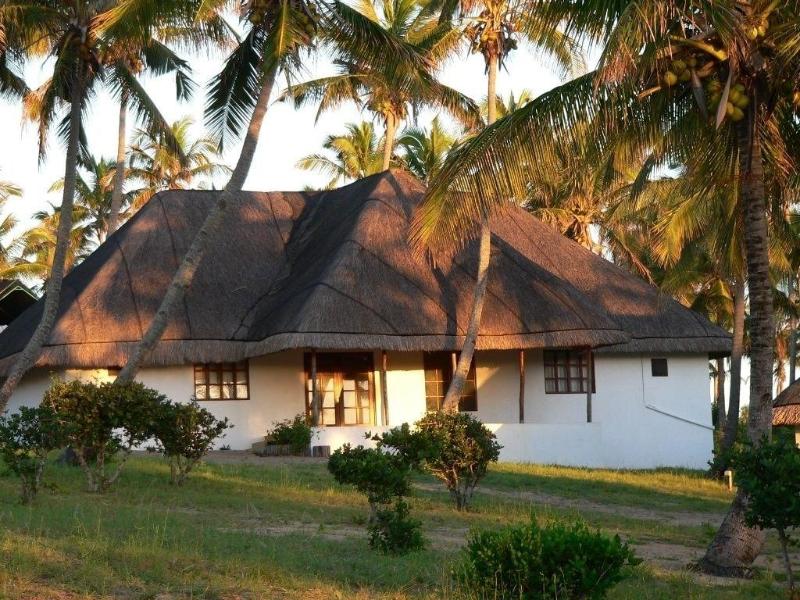 Blue Moon Beach Holiday Resort image
