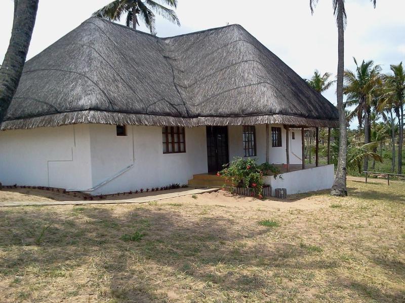 Blue Moon Beach Holiday Resort image