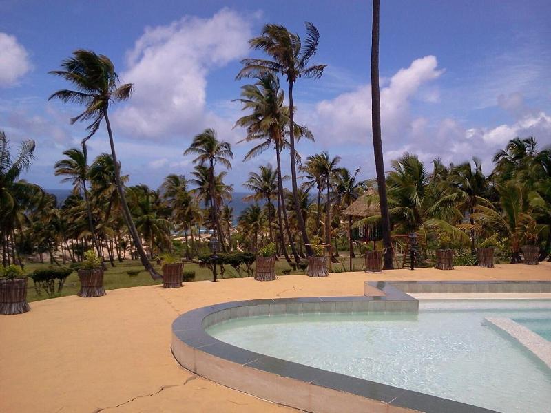 Blue Moon Beach Holiday Resort image