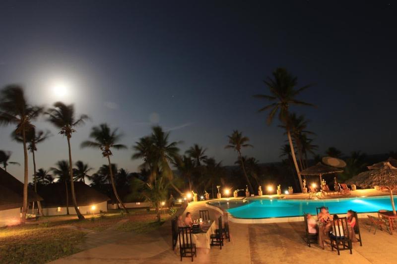 Blue Moon Beach Holiday Resort image