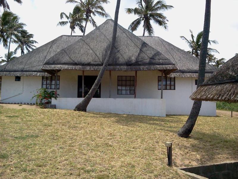 Blue Moon Beach Holiday Resort image
