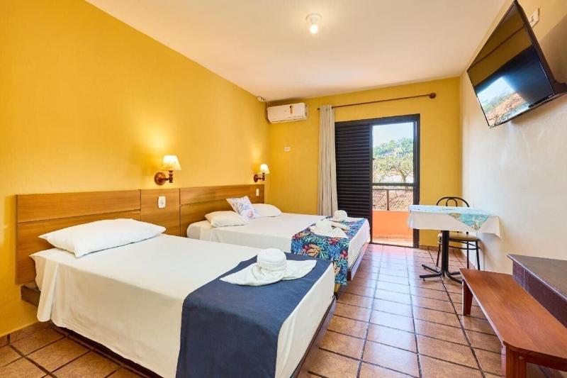 Hotel Ponta Das Toninhas image