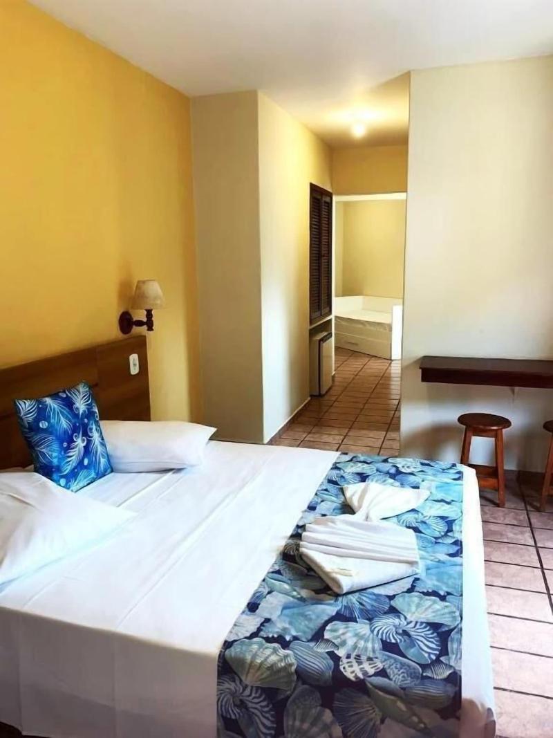 Hotel Ponta Das Toninhas image