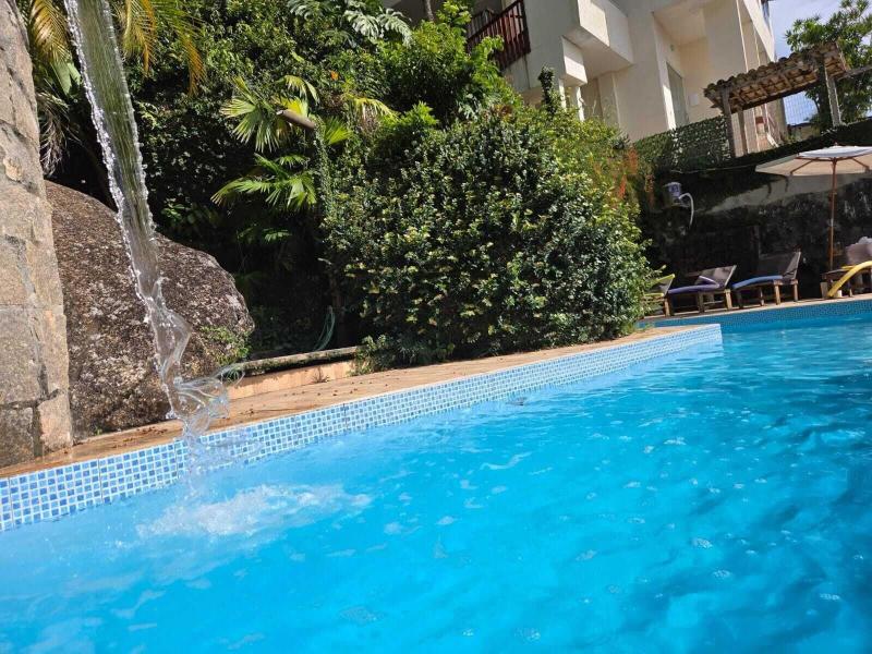Apartamentos Casa Da Pedra image