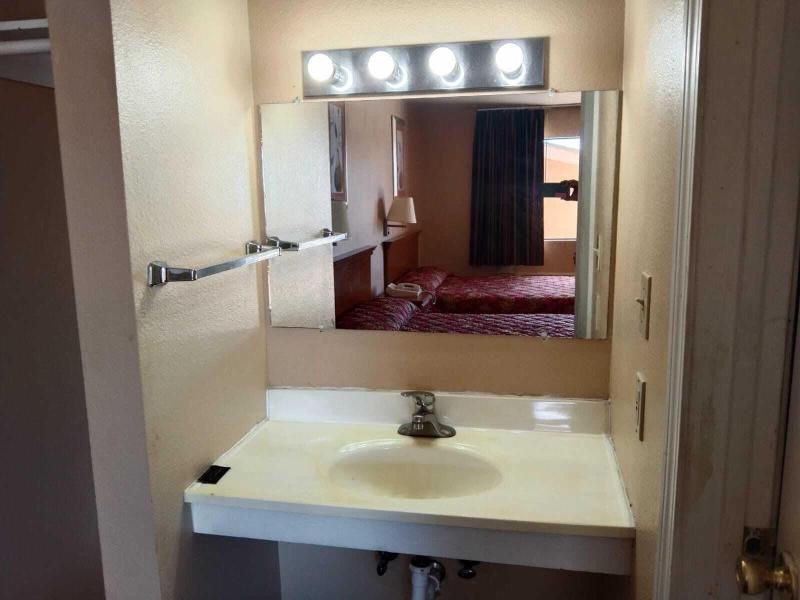 American Motel image