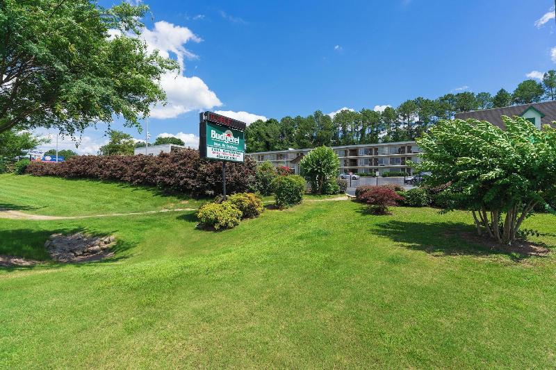 Budgetel Inn And Suites image