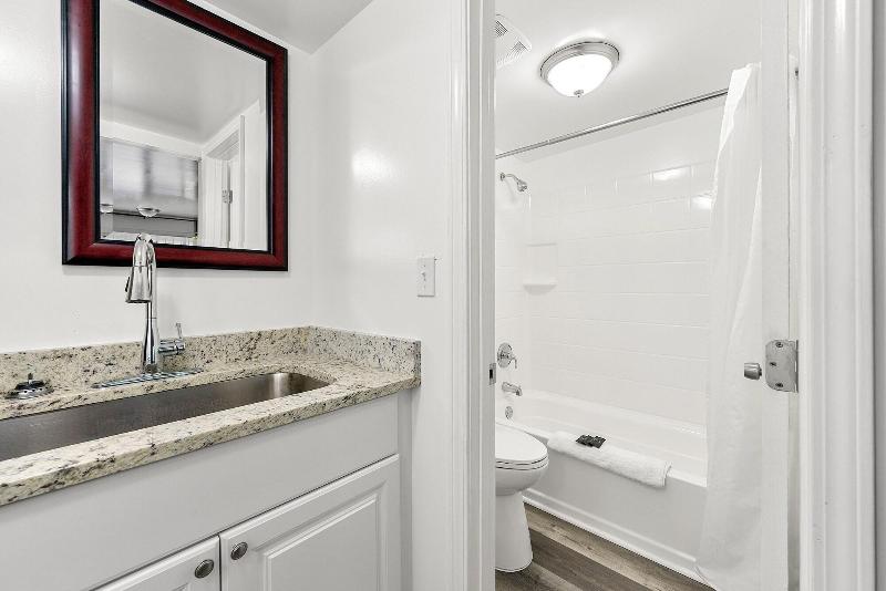 Budgetel Inn And Suites image
