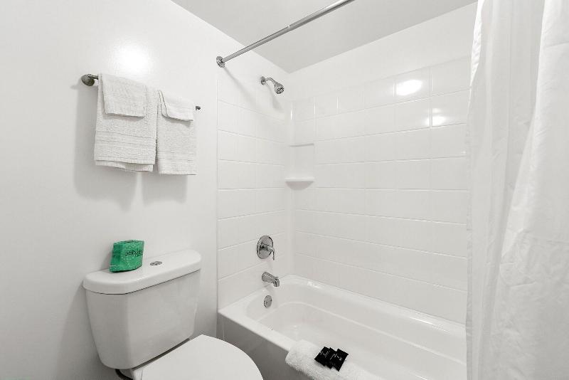 Budgetel Inn And Suites image