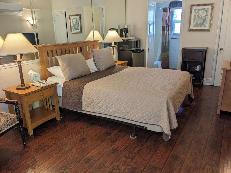 Los Gatos Garden Inn Hotel image