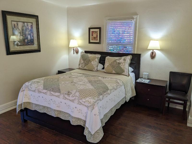 Los Gatos Garden Inn Hotel image