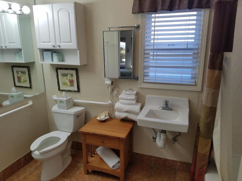 Los Gatos Garden Inn Hotel image