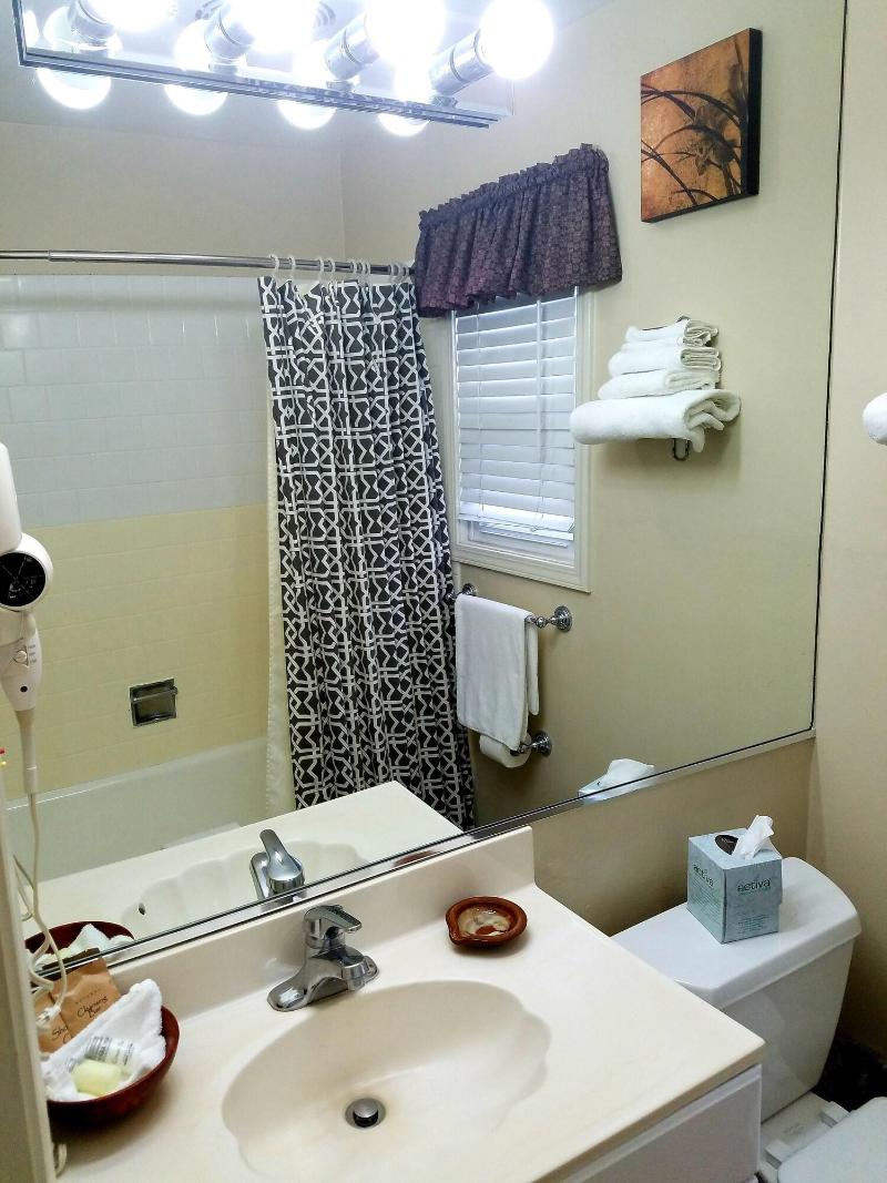 Los Gatos Garden Inn Hotel image