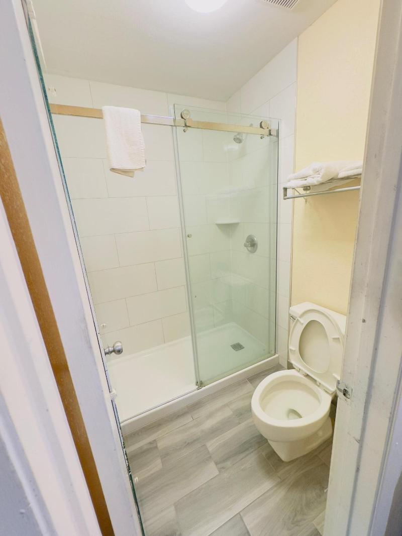 Northgate Inn image