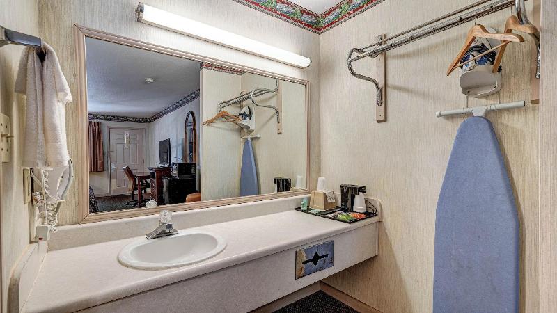 Northgate Inn image