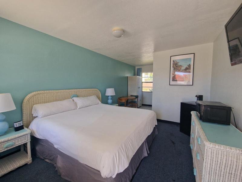 Ocean Holiday Motel — photo 8