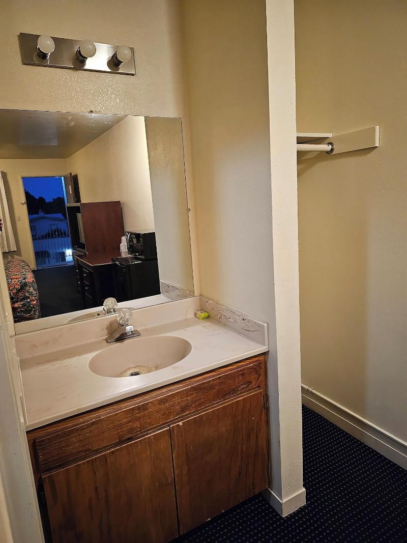 Terrace Inn And Suites image