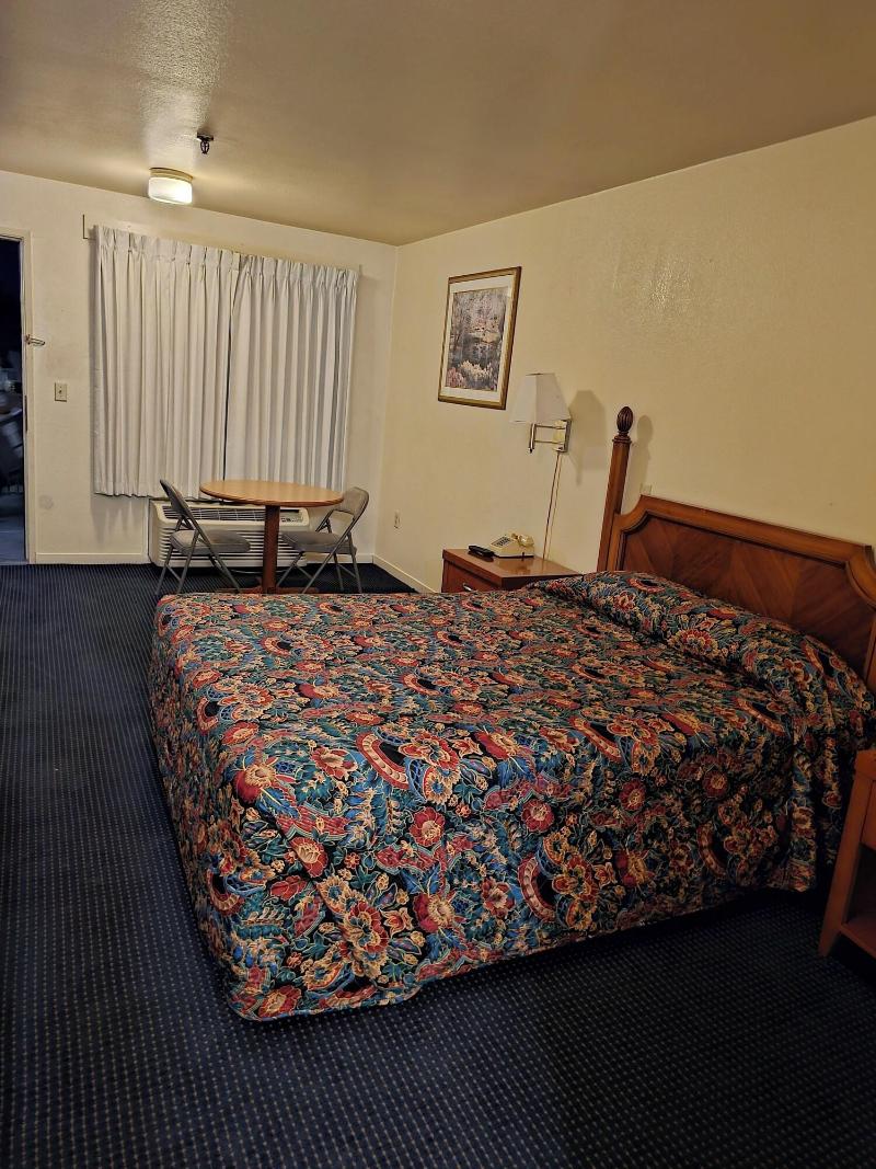 Terrace Inn And Suites image