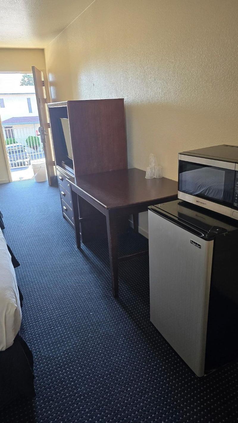 Terrace Inn And Suites image