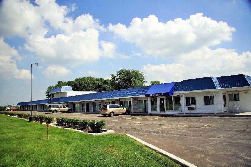 Tollway Inn Of Beloit image