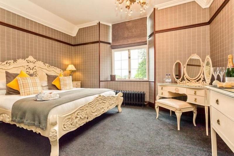 Broadoaks Country House image