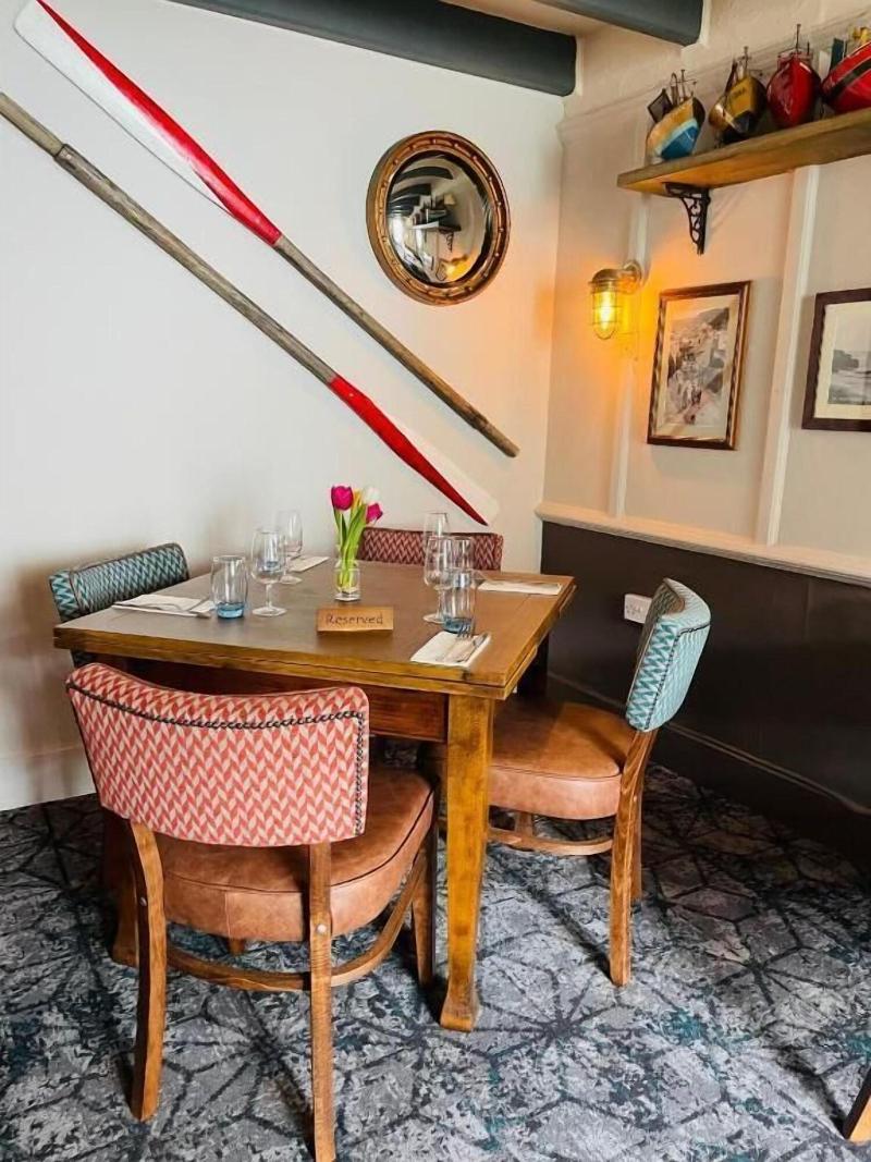 Port Gaverne Hotel image