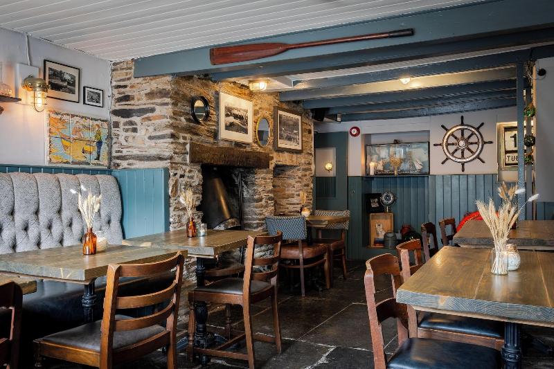 Port Gaverne Hotel image