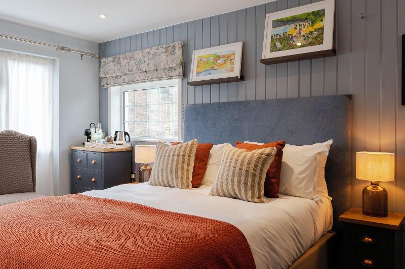 Port Gaverne Hotel image