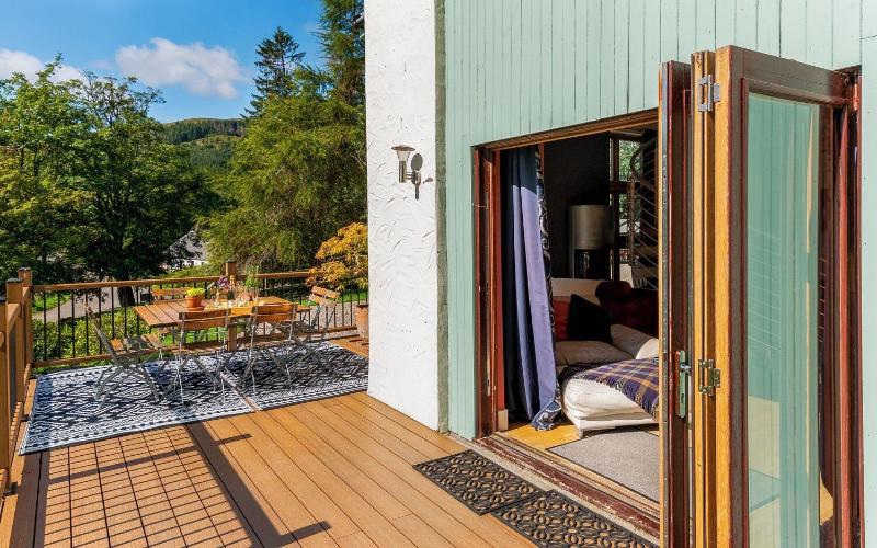 Gulabin Lodge image