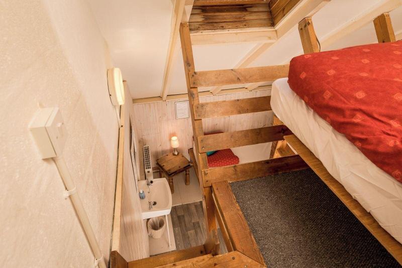 Gulabin Lodge image