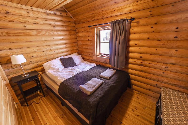 Brimnes Cabins image