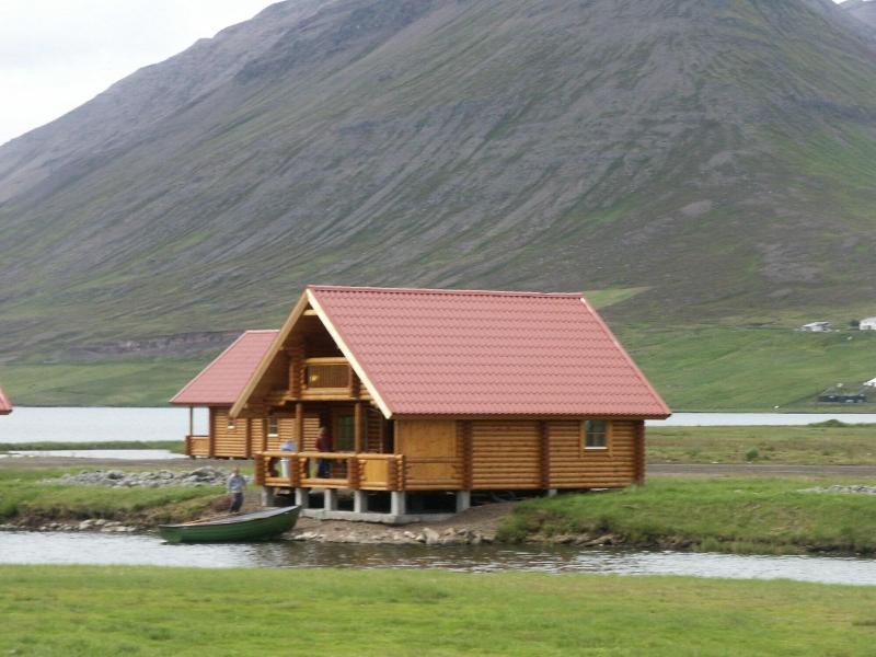 Brimnes Cabins image