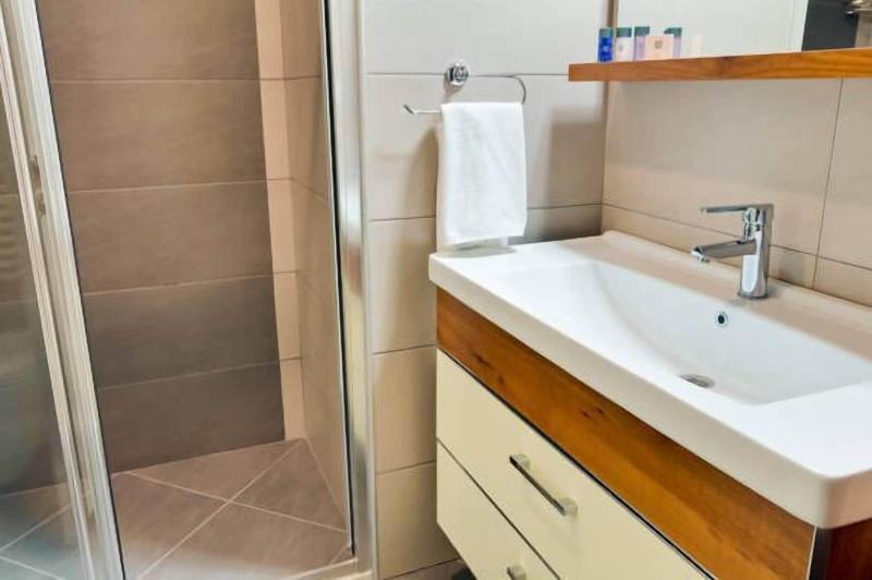 Upart Home image