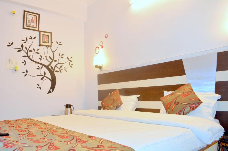 Hotel Mani International image